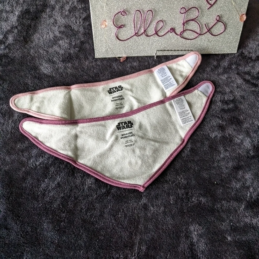 2 Pack Star Wars Baby Bibs